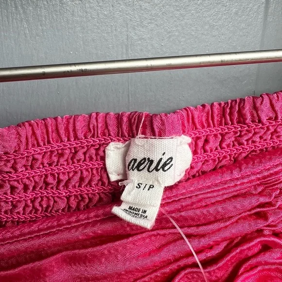 NWT‎ Aerie uptown hot pink mini flowy skirt size small - Picture 6 of 8